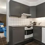 아파트 Pet Friendly In *